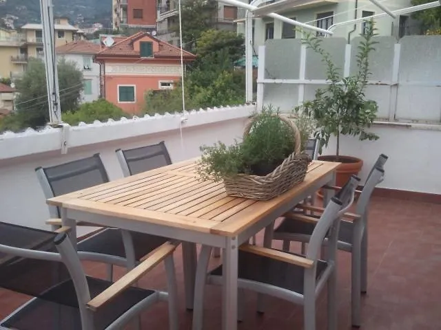 Appartamenti Pesci Alassio